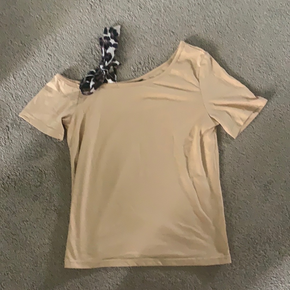 Leopard Sleeve SHEIN Top